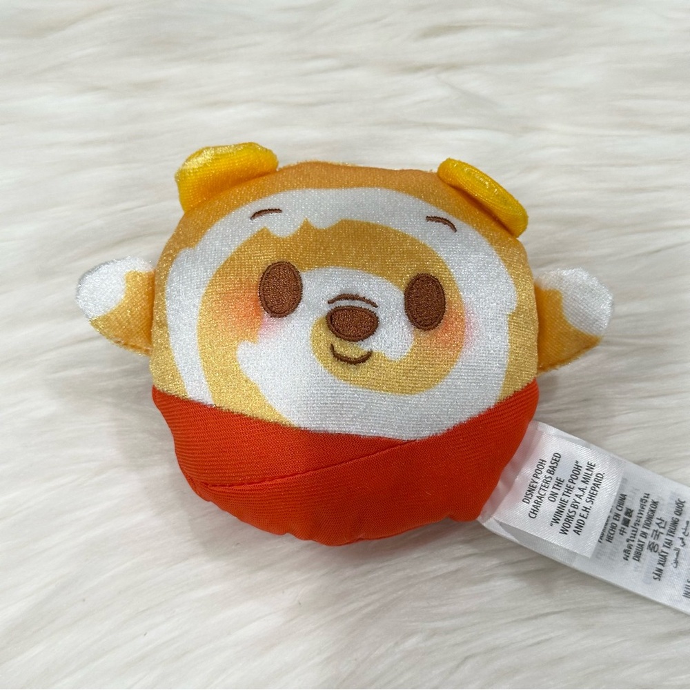 Disney Winnie The Pooh Honey Cake Munchlings Scented Plush